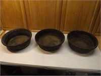 Three Rubber Feed Pans