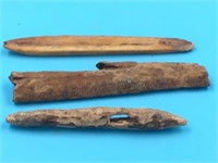 Lot of 3 ivory and bone artifacts, longest is 2.5"