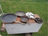 skillets incl: cast iron