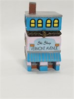 1999 Monopoly Vermont Avenue Ceramic Trinket Box