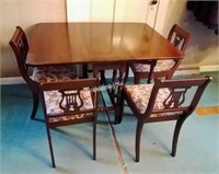 Wood Gateleg Table + 4 Chairs - L