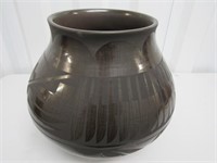 Large Carmelita Dunlap Blackware Pot
