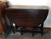 GATELEG DROP LEAF TABLE