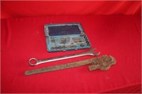 Pipe Wrench, Wrench & Tap and Die Set