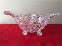 Cut crystal oval footed center bowl , pinwheel