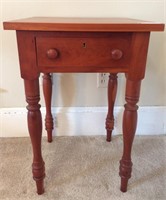 Campbellsville Cherry single drawer lamp table