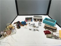Selection of Miscellaneous Jewelry & Other Items