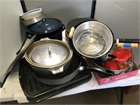 Pots, Pans & more Cooking Items