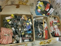 Assorted radio tubes