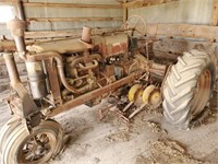 IHC tractor for restoration (606)