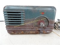 Antique Electime Tube Radio - Cord is dry rotted