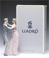 LLADRO PORCELAIN 'ANNIVERSARY' FIGURE WITH BOX