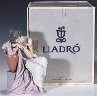 LLADRO PORCELAIN FIGURE 'LOST IN DREAMS' WITH BOX