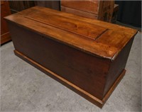 NICE LARGE SOLID WALNUT FIVE BOARD DOVETAIL CHEST