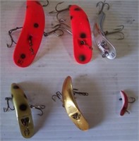 (6) Helin's Flatfish lures of various sizes.