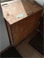 wood box, needs cleaned, 29x17x24