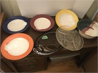 lg soup bowls, serving trays