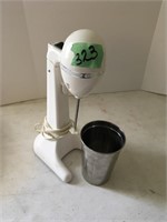 malt mixer w/tin cup