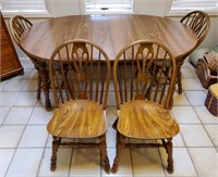 Cochrane Oak Dining Room Set Table & 4 Chairs