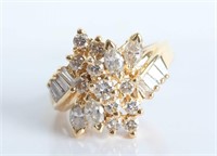 10K Yellow Gold Ring w/23 Diamonds, size 7