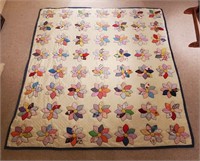 Handmade Pinwheel Pattern Quilt 87" x 77"