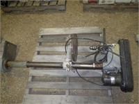 Trademaster floor drill press, 15"