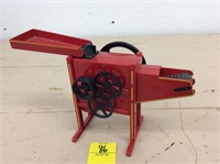 Corn Sheller, 1933DI