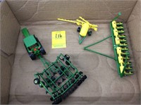 4 John Deere 1/64 scale farm toys