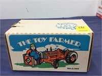 Allis Chalmers D19 - The Toy Farmer - Nov. 3, 1989