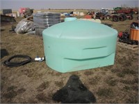 425 Gal Water Tank w/ Hose