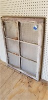 Vintage 6 pane window, 1 glass pane