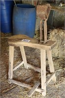 HARNESS BENCH/VISE