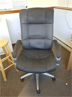 Desk chair