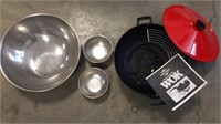 6 Qt. Electric Wok, 16in. Bowl & Two 6in. Bowls