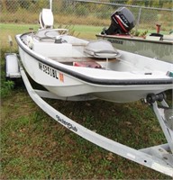 1988 BOSTON WHALER 13.4 SPORT WHITE  1996 JOHNSON