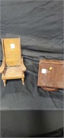 Salesman sample stand and chair