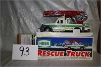 Hess Wrecker Rescue Truck  (10" X 4")