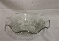 Depression glass bowl 9"D