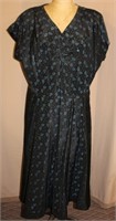 Blue & black boo style vintage dress size XL