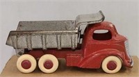 Hubley Cast Iron Dump Truck 7-1/2"