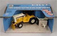 IH Cub Cadet 129 L&G Tractor/Blade/Dump  Cart Set