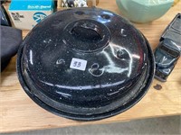 Granite Roasting Pan w/Lid