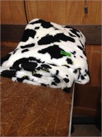 black and white cow print fleece 1 yards 26 in x