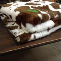 brown and white cow print fleece 2 yards x 64 in