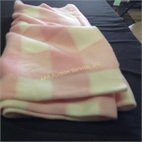 pink and white fleece 2 yards x 60 in