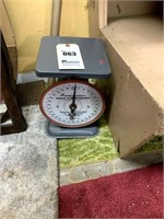 American Family Tabletop Scale, 60 lbs