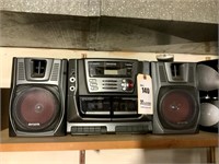 Aiwa Cassette Player w/ External Speakers