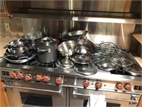 Miscellaneous Pots, Pans Lids ++++