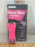 Sabre stun gun & flashlight