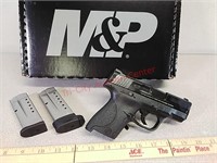 Smith & Wesson M&P 9 Shield 9 mm pistol handgun